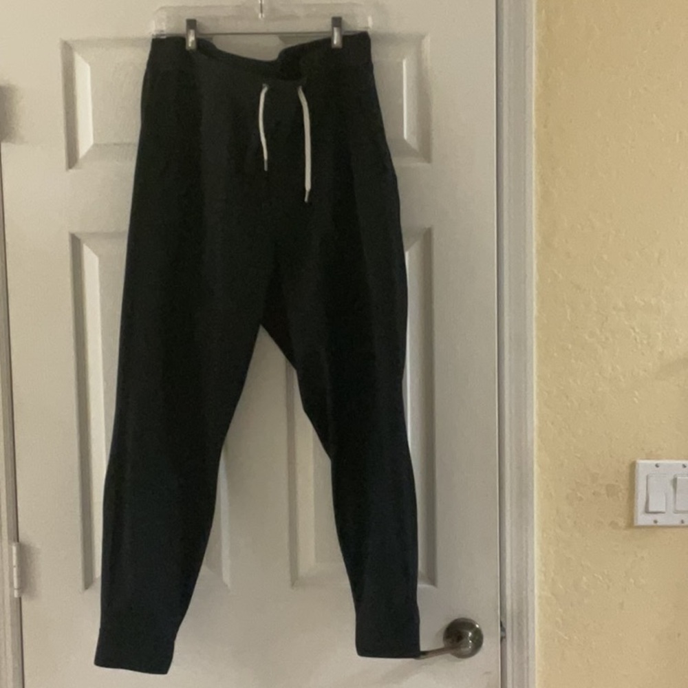 Vuori Men’s Meta Jogger size XXL